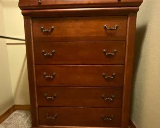 Wood Chest of Drawers