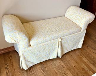Skyline Bedroom Settee