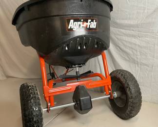 Agri-Fab Spreader