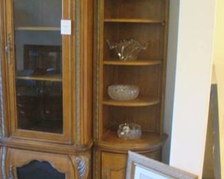 Including 2-Matching Curved Side Display Units