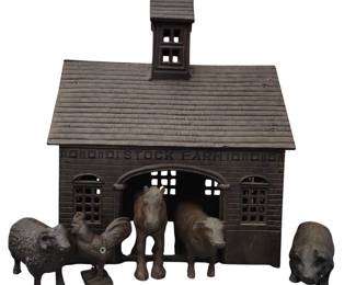 Vintage Toy Cast Iron Stock Farm Barn & Animals Horse Cow Sheep Pig