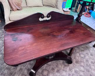 Detail of Top Surface