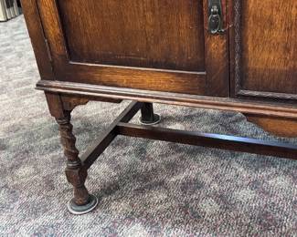 Detail of Oak Barley Twist Legs