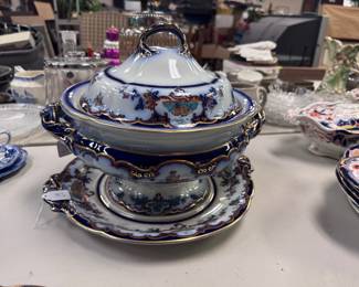 Large Ashworth Bros. "Hanley" Soup Tureen and Undertray