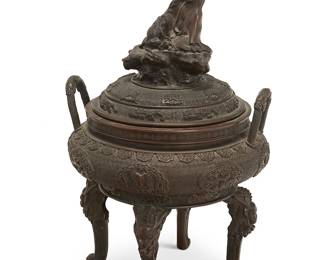2341
A Japanese bronze figural censer
Meiji Era (1868-1912) or later
Bearing maker's mark reading 'Suiun chu'
The domed cover with a finial in the form of an old man with frogs, the censer with opposed handles and raised on four legs with masks of mythical creatures
16" H x 10.25" W x 10.25" D
Estimate: $800 - $1,200