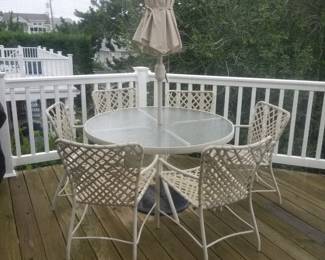 Patio dining set with umbrella