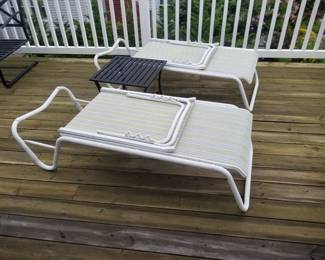 Chaises