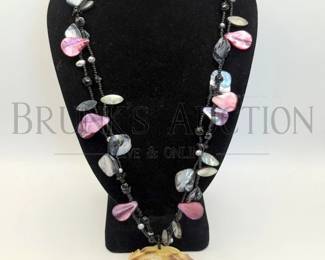 LG ABALONE, BEAD PENDANT NECKLACE