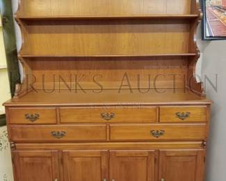 VERMONT OF WINOOSKI ROCK MAPLE HUTCH