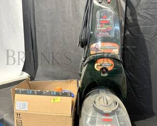 BISSELL PRO HEAT SELECT PET VACUUM & CLEANER