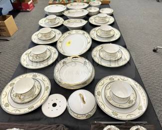JOHN ROTH "TREMONT" DISHES