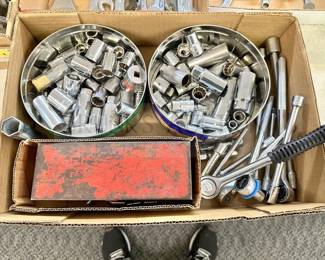RATCHETS AND SOCKETS