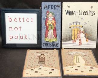 (4) HOLIDAY WALL DECOR