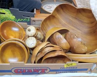 GROUP OF WOOD CARVED BOWLS