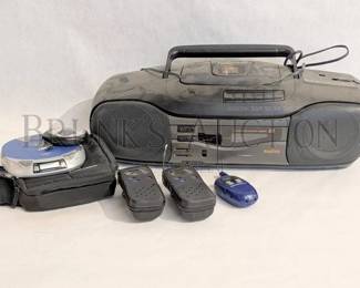 RADIO / DISC PLAYER AND WALKIE TALKIES