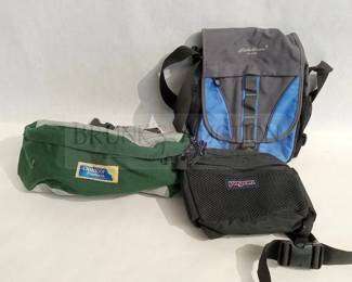 SPORT SATCHETS AND PACKS