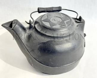 CHATTANOOGA STAR CAST IRON TEA POT
