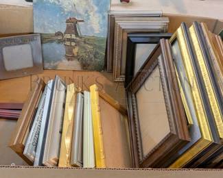 GROUP OF PICTURE FRAMES