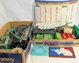 AMMO RELOADER & PLASTIC AMMO CASES
