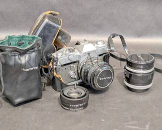 CANON FT CAMERA AND LENSES WITH CASE