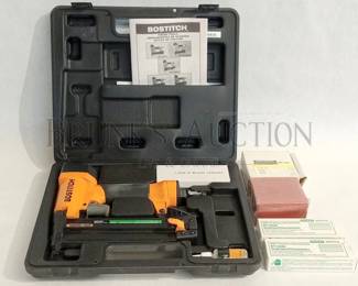 BOSTITCH STAPLE GUN IN CASE