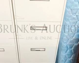 3 DRAWER METAL FILE CABINET