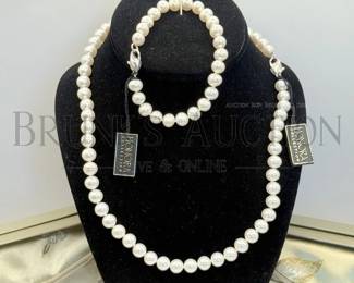 NWT PEARL NECKLACE & BRACELET