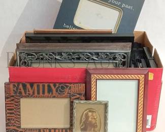 GROUP OF PICTURE FRAMES