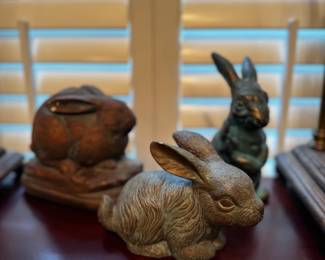 rabbit figurines