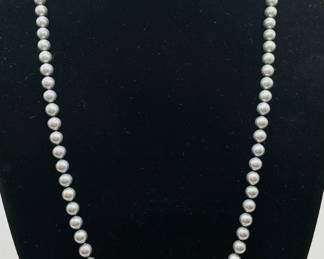 Orquidea Pearl Necklace