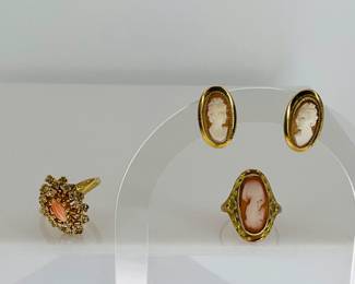 Mixed Vintage Gold Jewelry