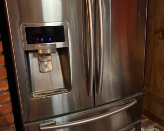 Refrigerator