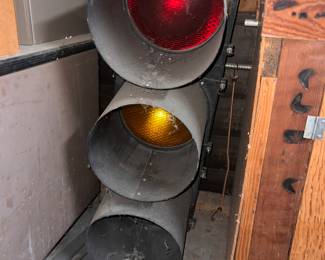 Railroad stop light
