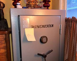 Gun safe