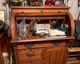 Antique roll top desk