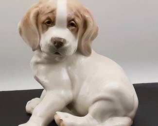 Nymphenburg Puppy - rnn  $225