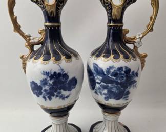 Royal Dux Urns - rnn $250
