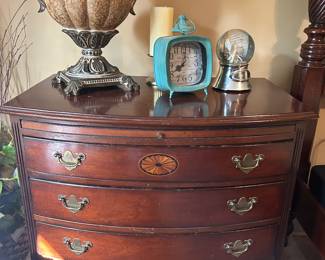 1 of a pair of night stands
