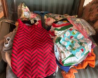 Dog clothes and accessories 