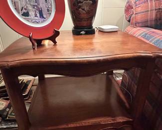 Ethank Allen side table