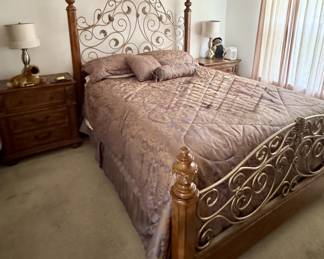 Scroll bedroom set