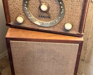 Zenith High Fidelity Tube Radio with Matching Speaker – Mid-Century Console Stereo