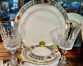 40 pc. Vintage Royal Bayreuth Bavaria China Set 
