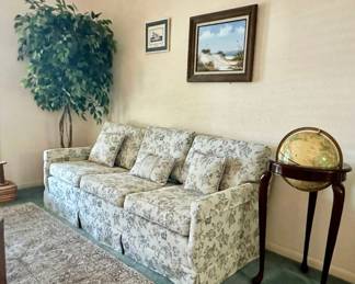 smaller size cottage style sofa, very clean!