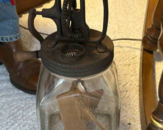 Daisy butter churn