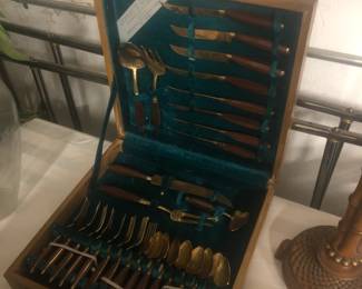 flatware set