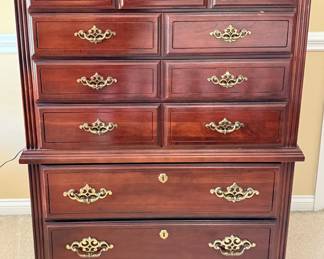 Broyhill dresser