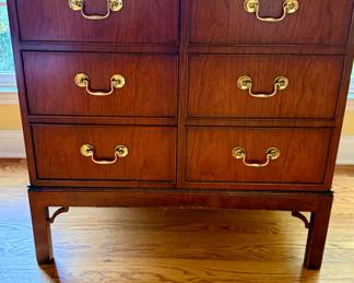 Buffet cabinet
