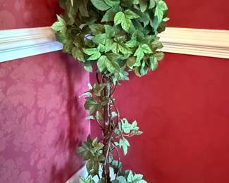 Faux topiary