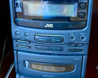 JVC UX-T3 Micro Component System with AM/FM radio, CD and cassette player